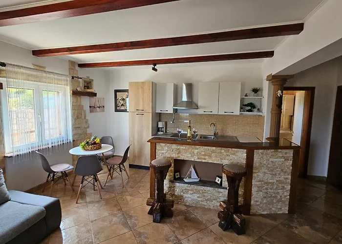 Nives * 로바니스카